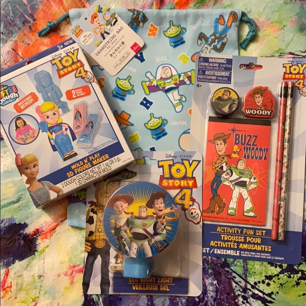 10 Piece Disney Pixar Toy Story Gift Set Bundle Buzz Lightyear Woody Pencil NWT